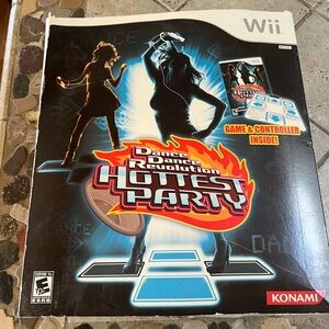 Nintendo Wii Dance Dance Revolution Hottest Dance Party Game Pad and Game